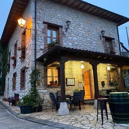 Pensjonat La Casona Del Jou Ortiguero Zewnętrze zdjęcie