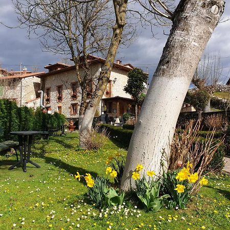 Pensjonat La Casona Del Jou Ortiguero Zewnętrze zdjęcie